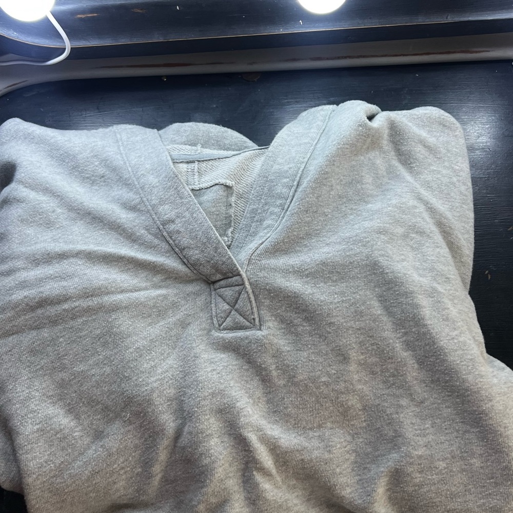 Aerie Heather Gray Knit Top